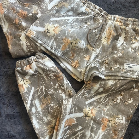 Comfrt Adirondack camo 3 piece NIB set sweatshirt joggers and shorts unisex